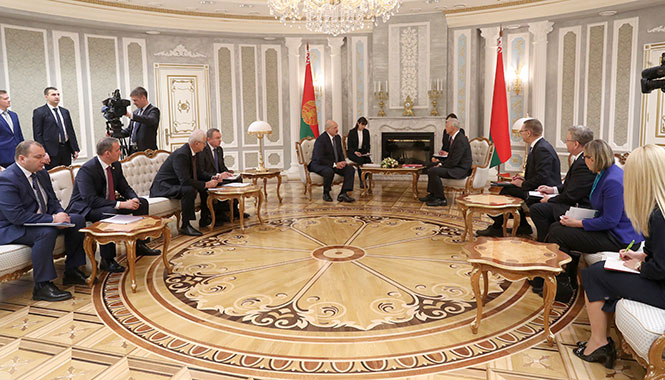 Во время встречи с Премьер-министром Латвии Кришьянисом Кариньшем