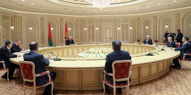 Президент Беларуси провел встречу с министрами иностранных дел государств – членов ОДКБ