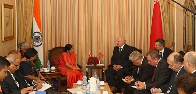 Александр Лукашенко провел переговоры с Министром иностранных дел Индии Сушмой Сварадж