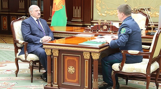 Александр Лукашенко с Юрием Сенько
