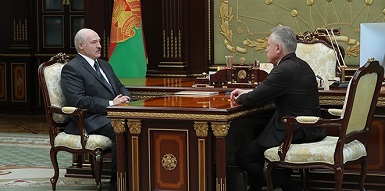 Александр Лукашенко провел встречу с председателем Федерации профсоюзов Михаилом Ордой