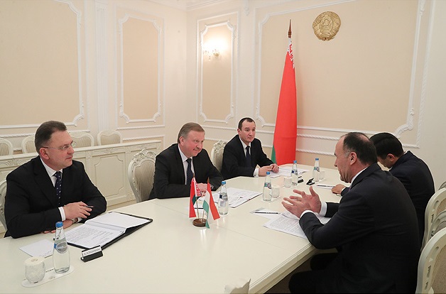 Андрей Кобяков встретился с Чрезвычайным и Полномочным Послом Таджикистана в Беларуси