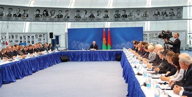 Александр Лукашенко провел заседание Исполкома НОК по вопросу проведения II Европейских игр в 2019 году