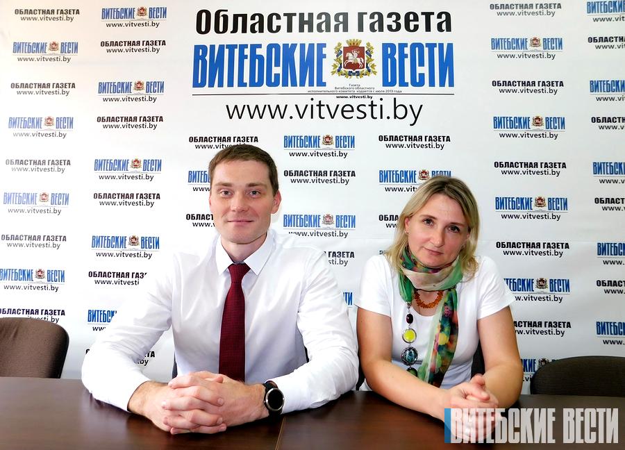 Нотариус Витебского нотариального округа Людмила Зуйкова и адвокат Артем Шавров