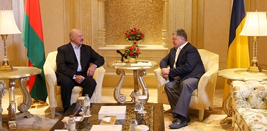 Александр Лукашенко и Петр Порошенко