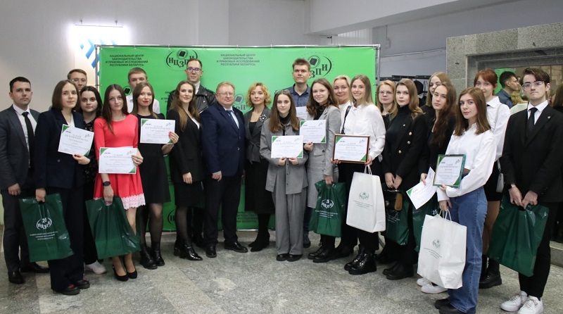 Награждение победителей конкурса эссе «25 идей для нормотворчества»