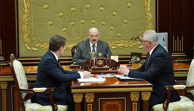 Встреча Президента Беларуси с Заместителем Премьер-министра Игорем Петришенко и Министром образования Игорем Карпенко