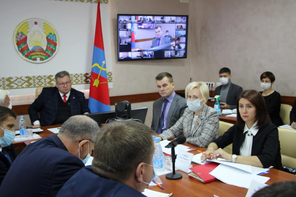 Министр юстиции провел встречи с нотариусами и коллективом отдела принудительного исполнения Пинского района и г. Пинска