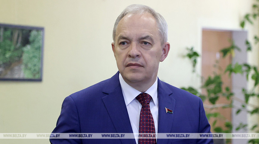 Игорь Сергеенко