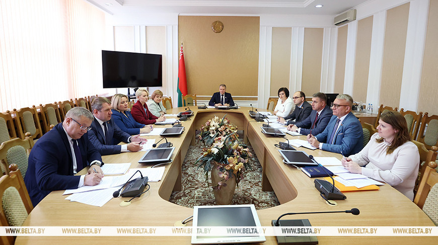 Упрощение процедур и объединение экспертиз. В Палате представителей обсуждают корректировку закона об энергосбережении Упрощение процедур и объединение экспертиз. В Палате представителей обсуждают корректировку закона об энергосбережении