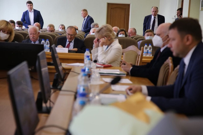 Предприятия Министерства промышленности в первом полугодии увеличили экспорт продукции почти на 40 % 