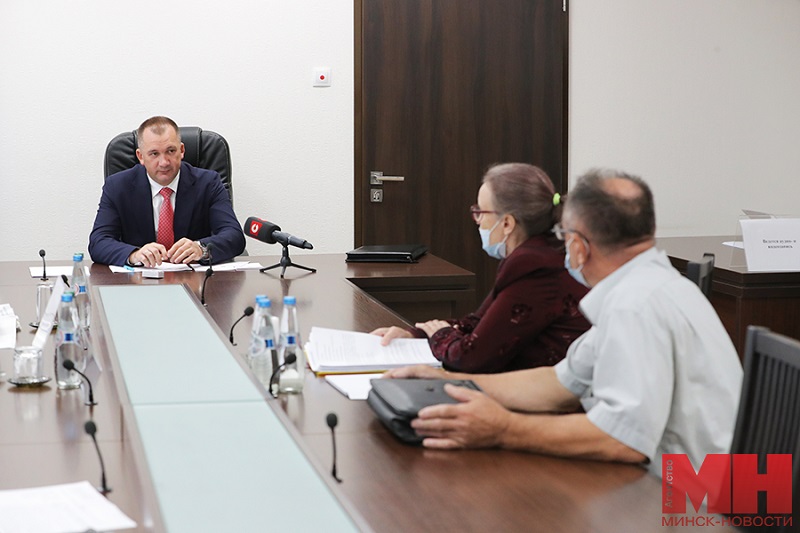 Иван Кубраков во время личного приема жителей столицы 