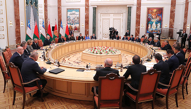 Переговоры с Президентом Узбекистана