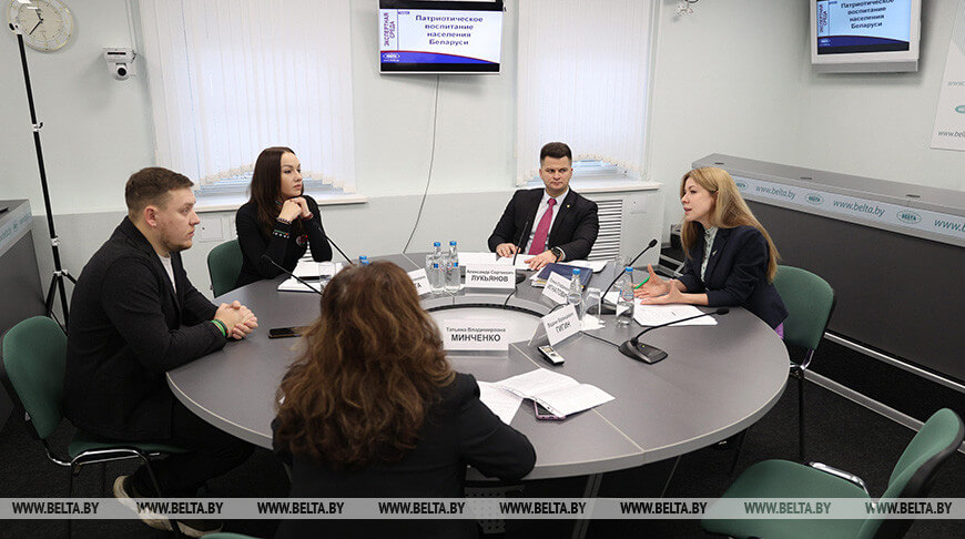 РИВШ: постулаты программы патриотического воспитания адаптированы к социальной практике Беларуси