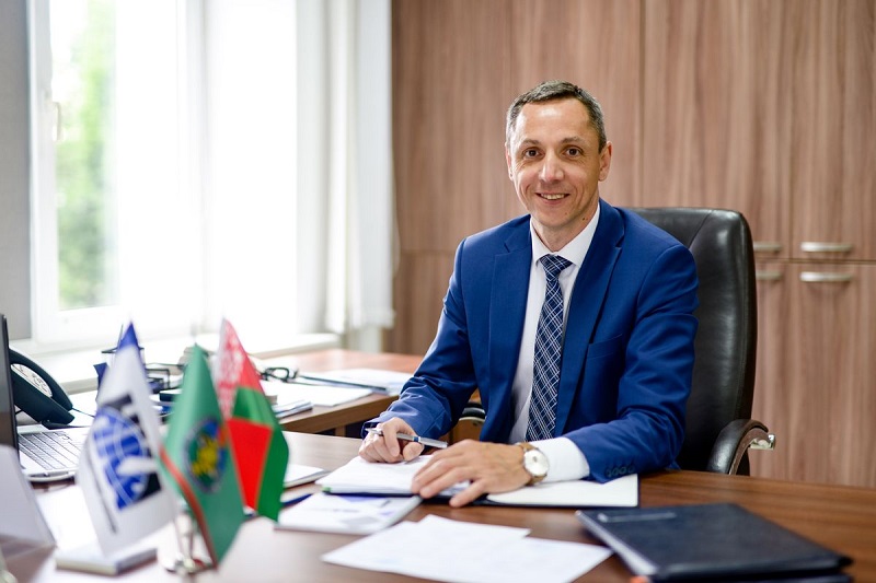 Михаил Хиль 