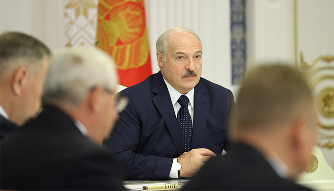 Александр Лукашенко провел совещание по развитию важнейших организаций Министерства промышленности