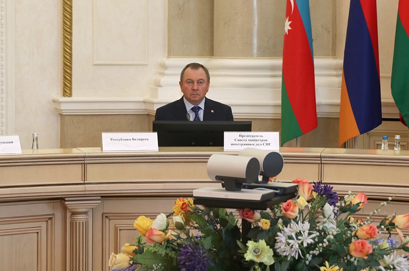 Владимир Макей