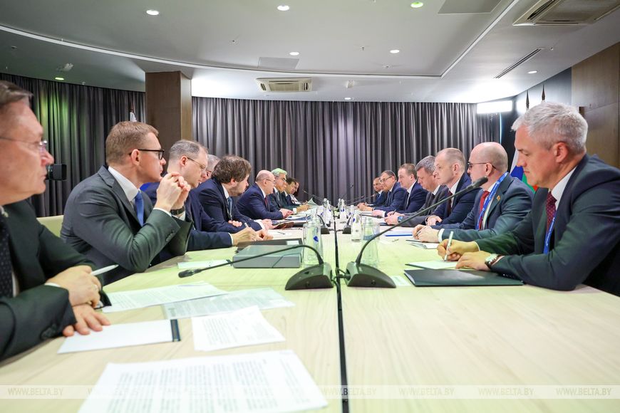 Товарооборот вырос почти на 20%. Турчин о результатах за 5 месяцев в Союзном государстве Товарооборот вырос почти на 20%. Турчин о результатах за 5 месяцев в Союзном государстве