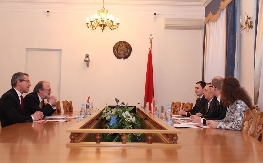 встреча Председателя Верховного Суда Республики Беларусь Валентина Олеговича Сукало с представителями Посольства Королевства Нидерландов