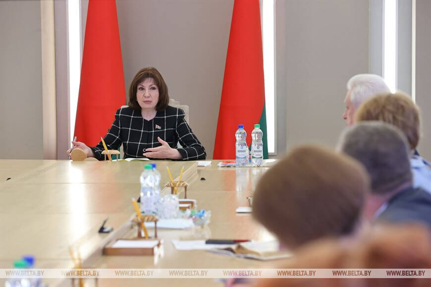 Наталья Кочанова встретилась с председателями областных Советов депутатов