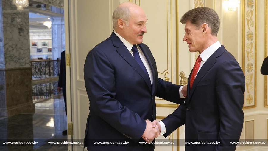 Встреча с губернатором Приморского края России Олегом Кожемяко