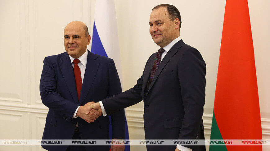 Михаил Мишустин и Роман Головченко