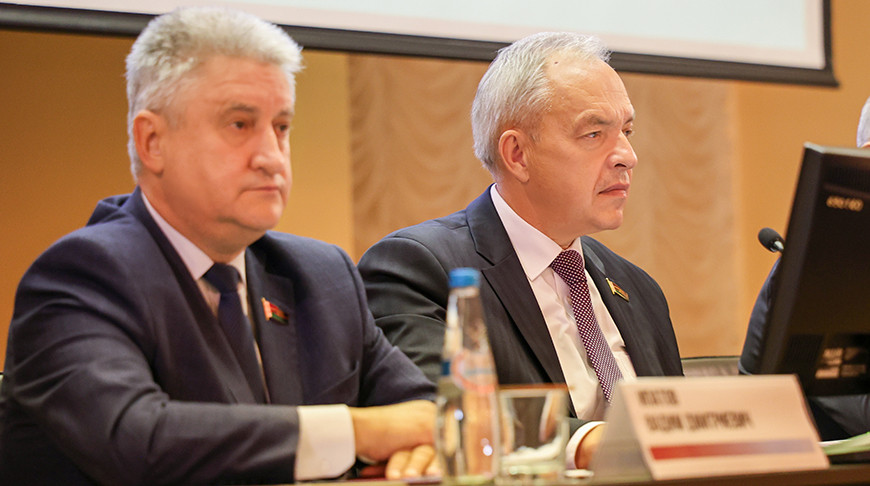 Игорь Сергеенко на парламентских чтениях в Полоцке