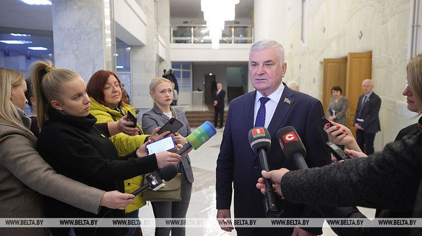 Валентин Семеняко