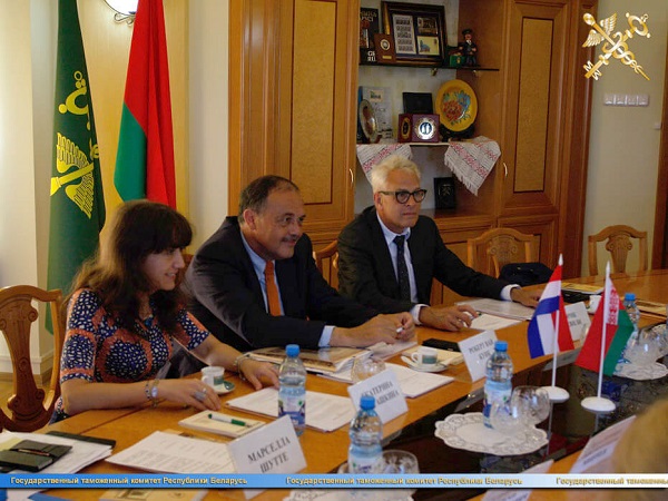В Государственном таможенном комитете прошла встреча с экспертами Министерства финансов и Таможенной Администрации Королевства Нидерландов