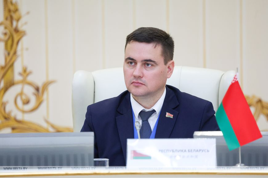 Андрей Иванец