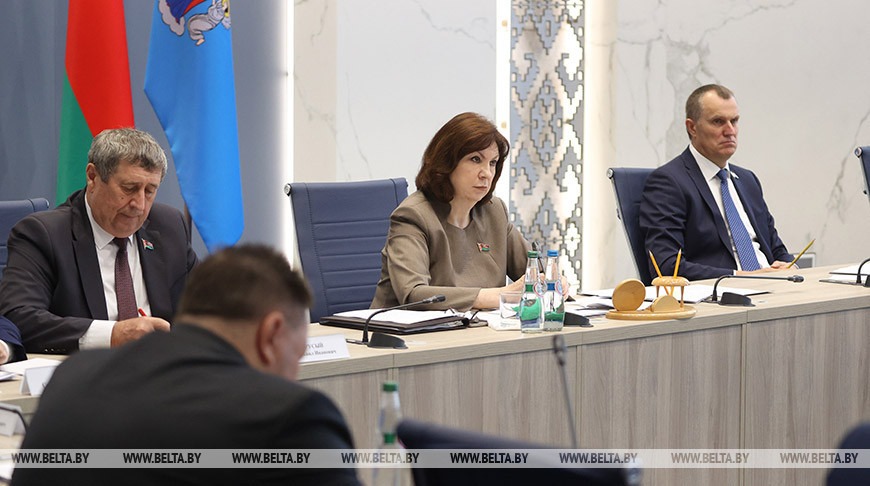 Во время заседания Во время заседания