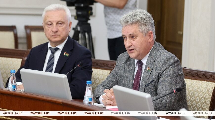 Работа депутатов в округах - дополнительная информация для законопроектной деятельности