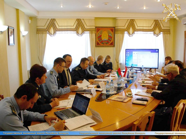 В Государственном таможенном комитете прошла встреча с экспертами Министерства финансов и Таможенной Администрации Королевства Нидерландов